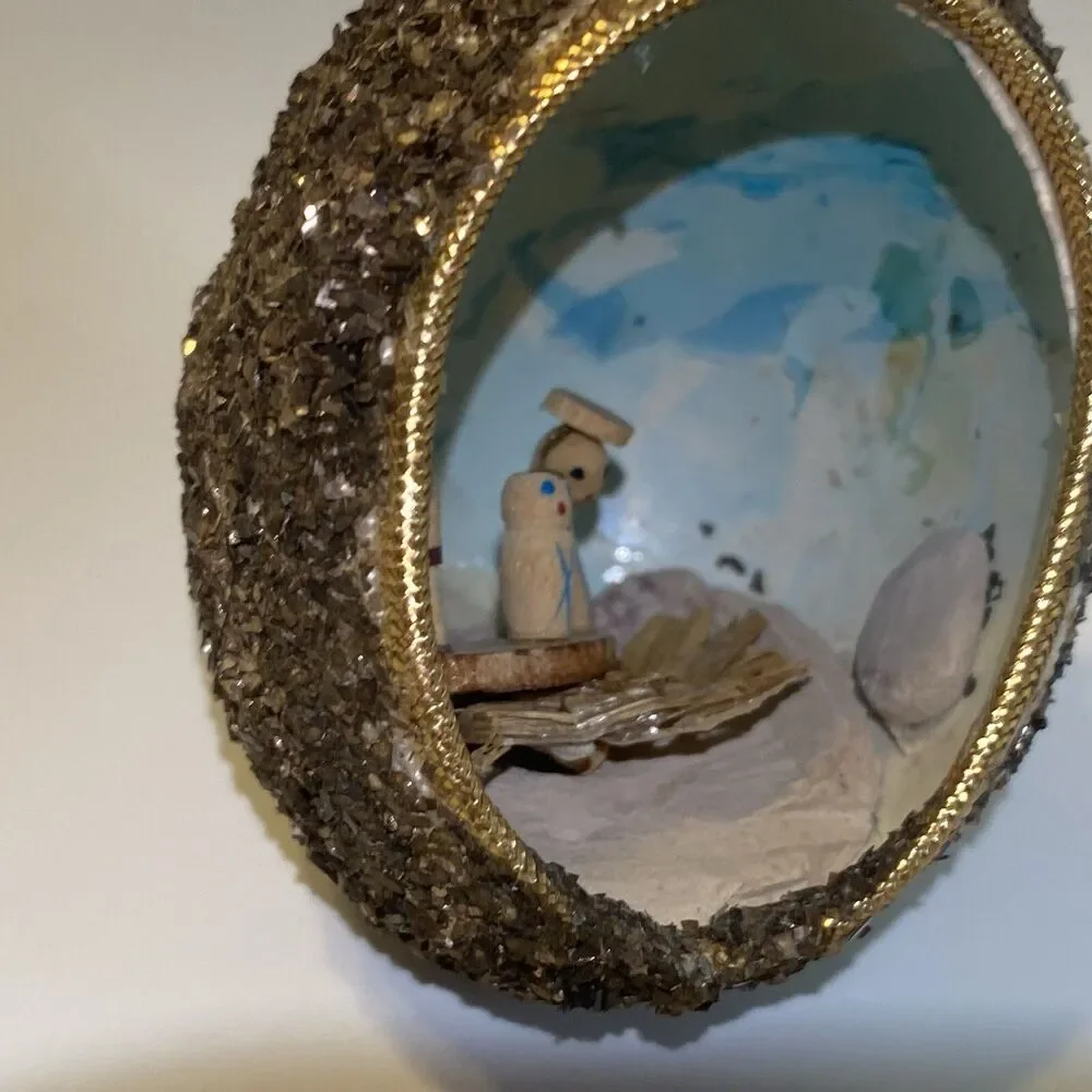 Vintage Diorama Christmas Egg Ornament Glitter Handmade Mary Joseph & Baby Jesus
